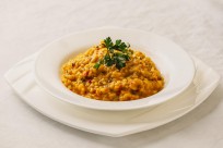 Risotto con queso tipo parmesano